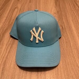 New York Yankees Blue Cap